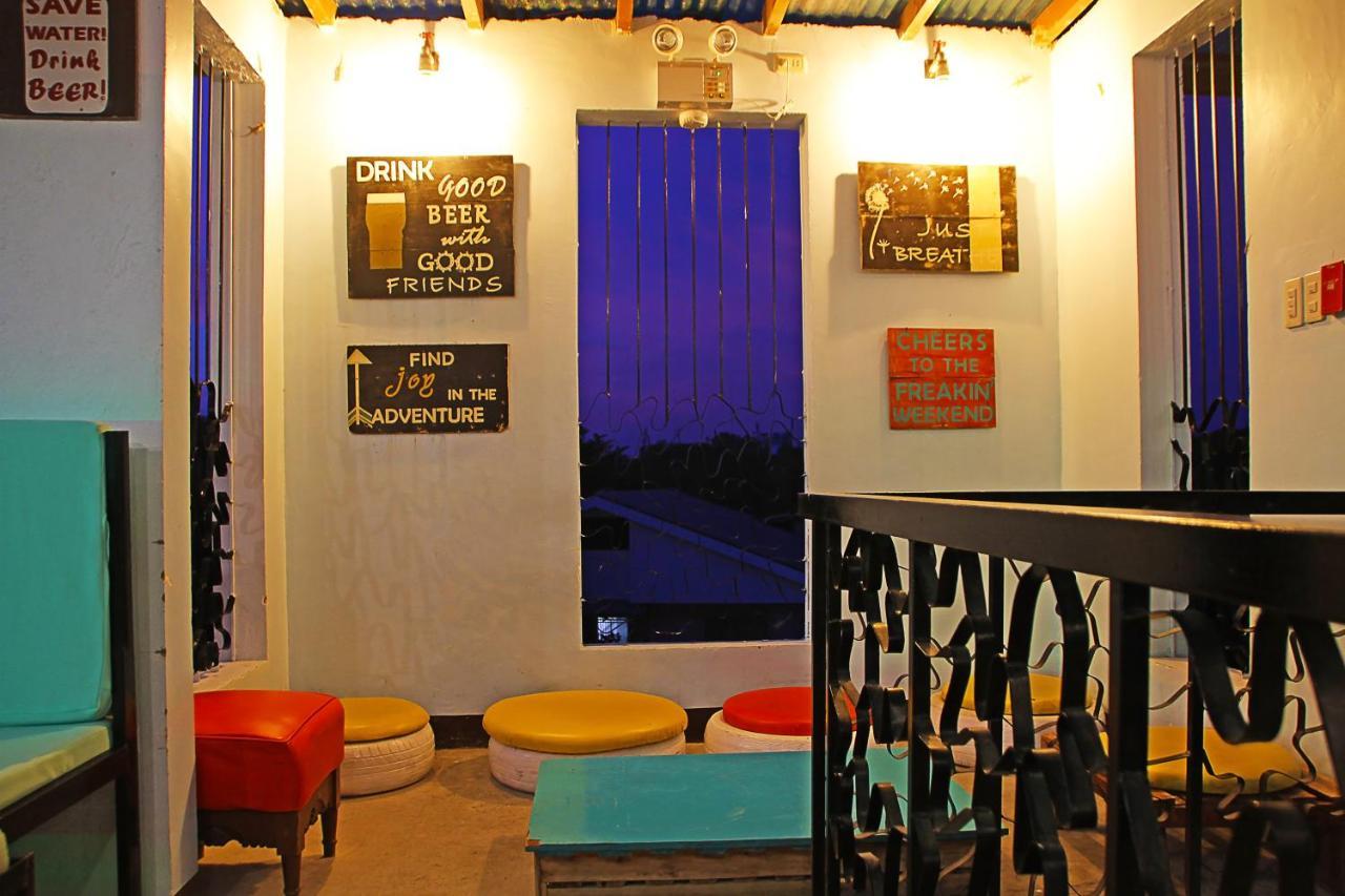 Antwet Backpacker'S Inn & Rooftop Bar Dumaguete City Экстерьер фото
